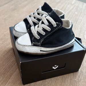 Converse Crib Slip-On Kids 4C - Black and White Velcro Sneakers